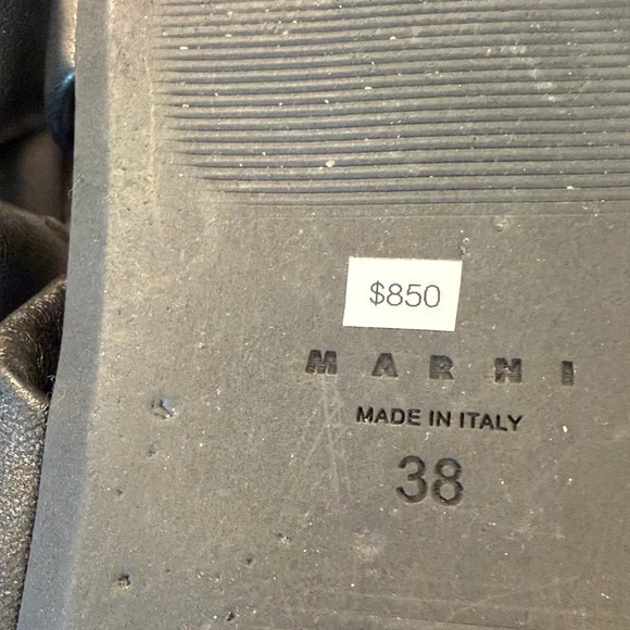 Brand new Marni black leather puffy slides sz 38 $850 - Picture 5 of 5